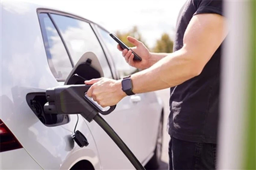Can a Smart EV Charging Station Help You Save Money? Can a Smart EV Charging Station Help You Save Money?